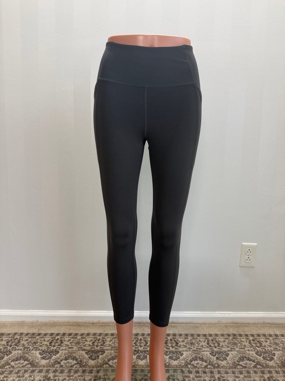 Girlfriend Collective Compressive High Rise Charcoal Gray Pocket Leggings Sz S
